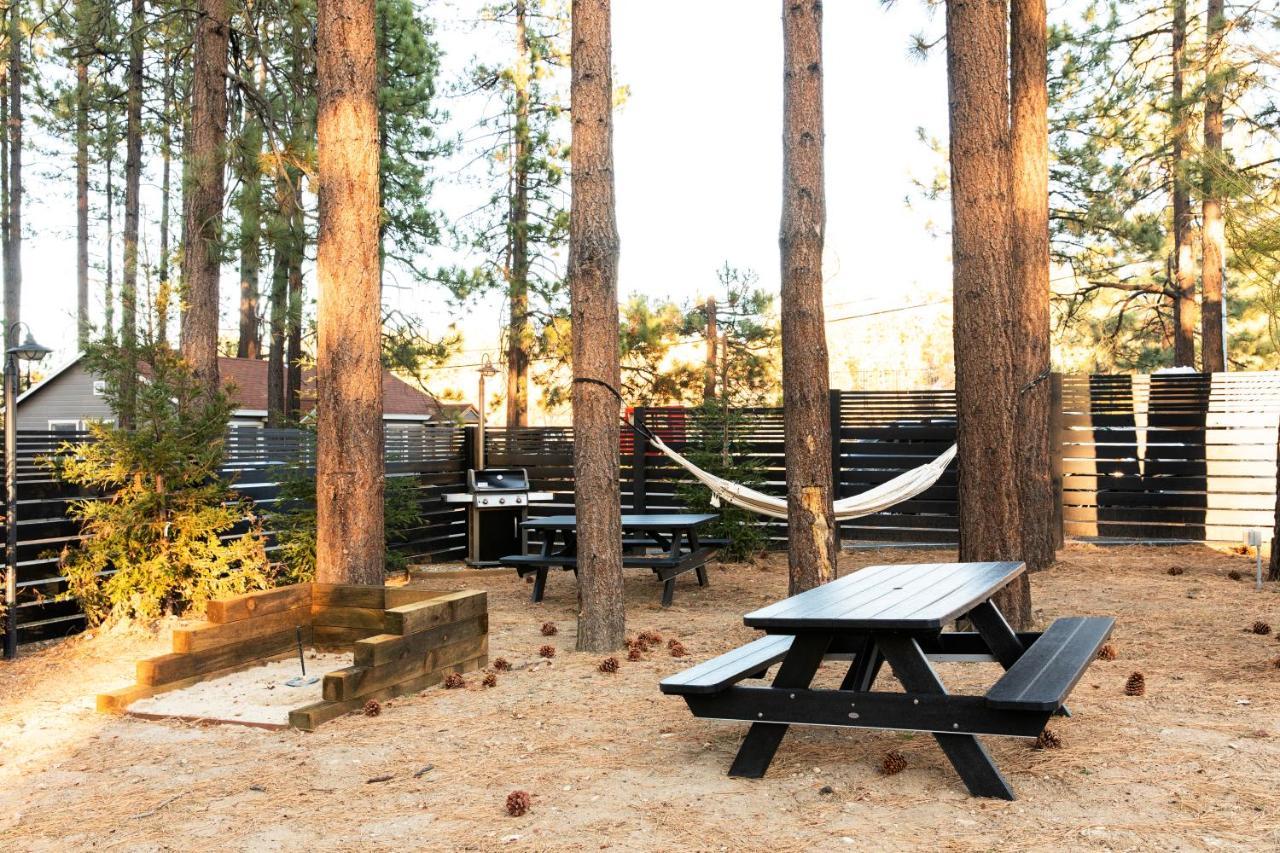 Np Boutique Lodge Биг Бэар Лейк Экстерьер фото